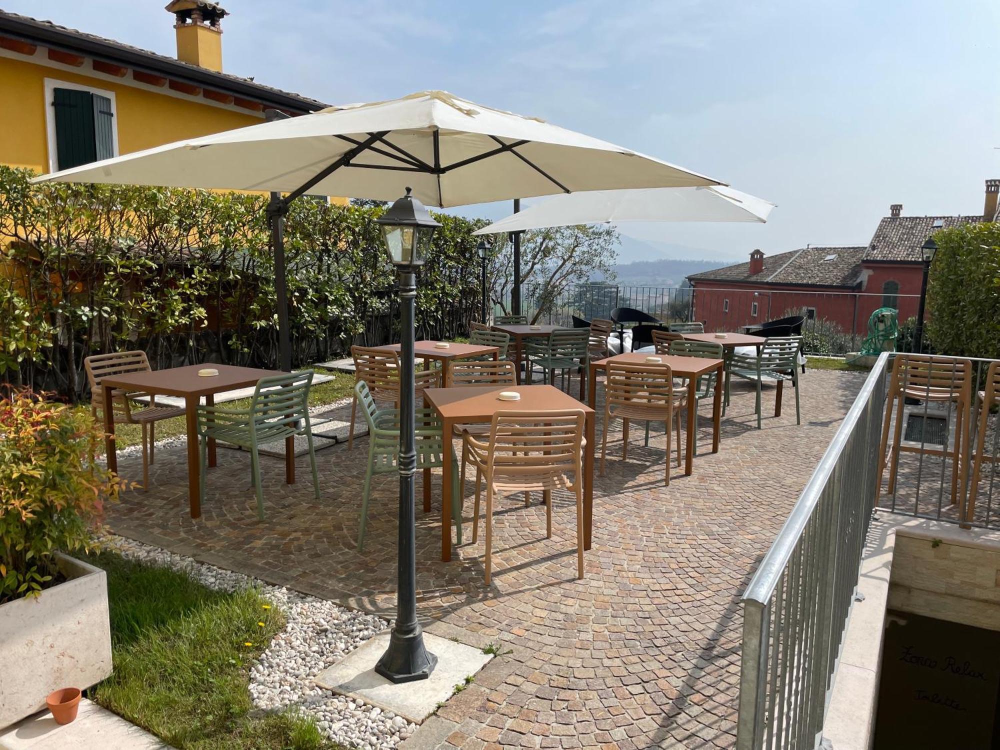 Relais Fontana Rosa B&B Wellness Caprino Veronese Buitenkant foto