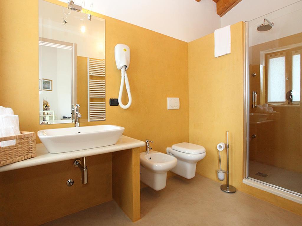 Relais Fontana Rosa B&B Wellness Caprino Veronese Kamer foto