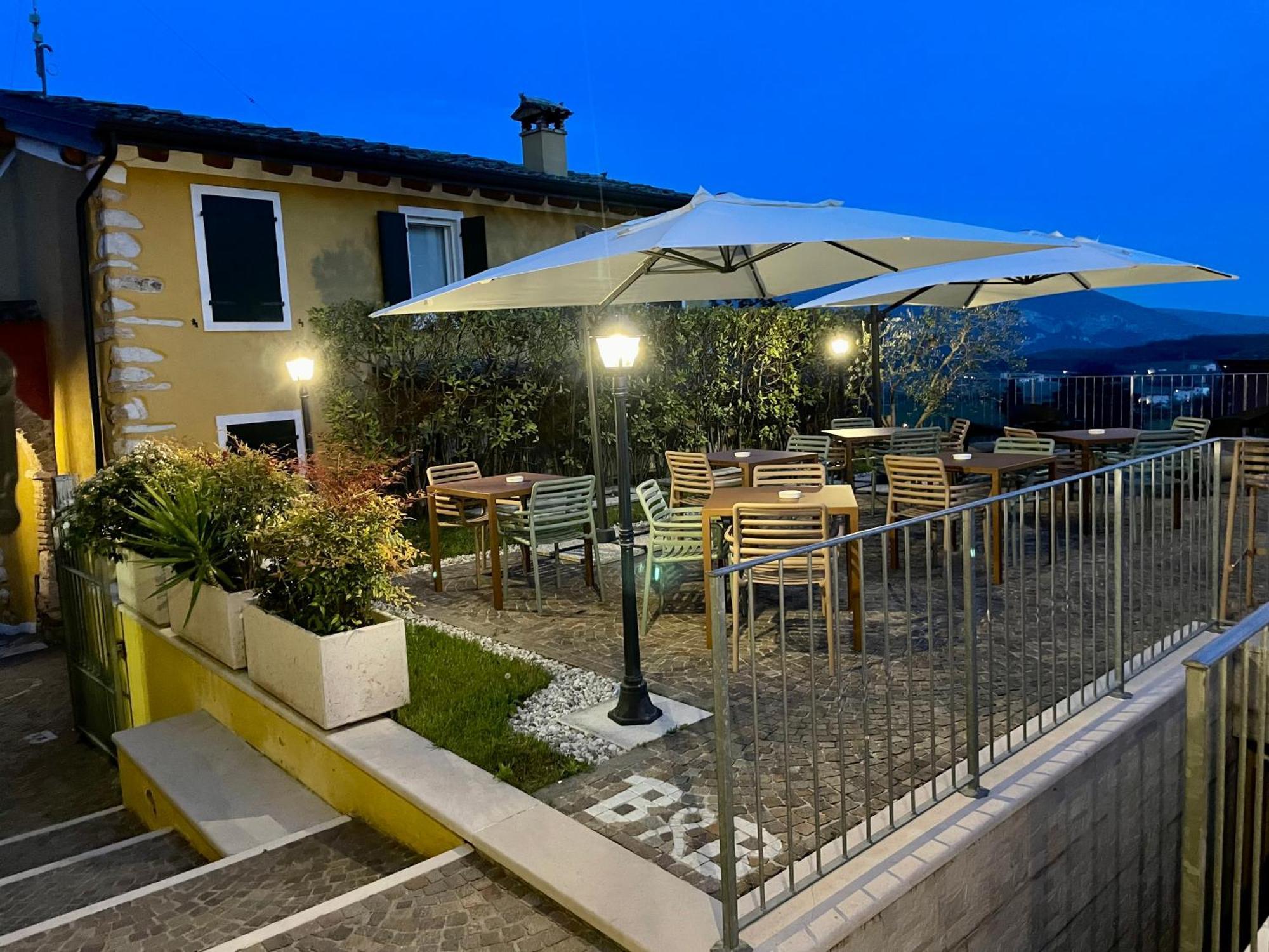 Relais Fontana Rosa B&B Wellness Caprino Veronese Buitenkant foto