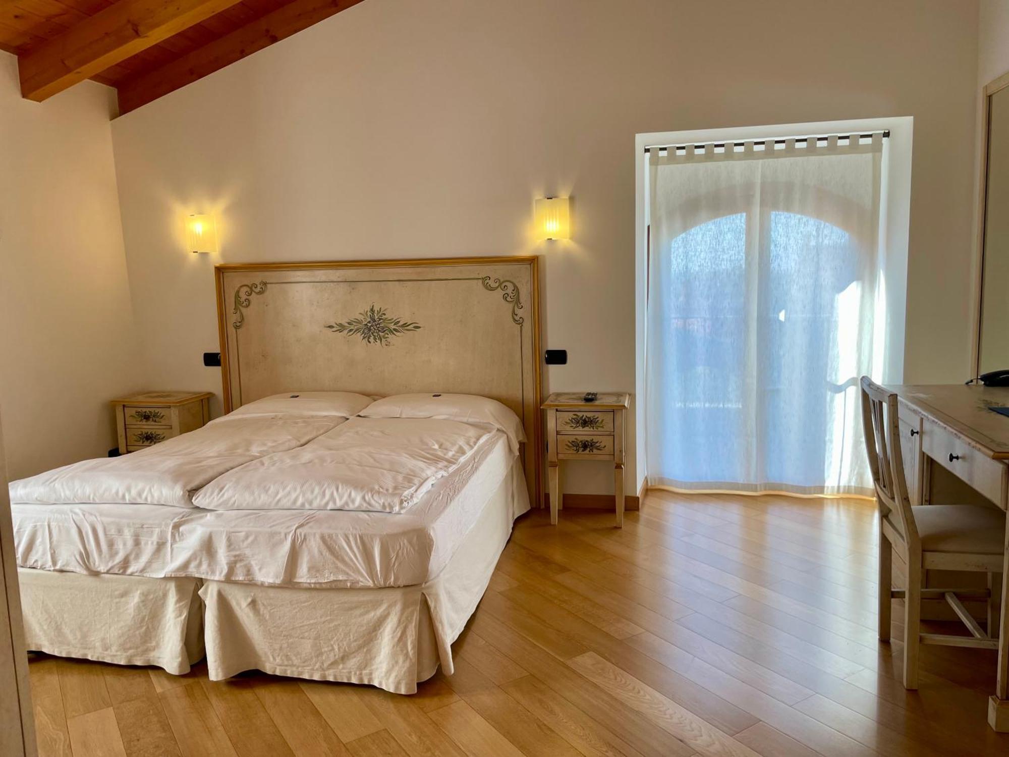 Relais Fontana Rosa B&B Wellness Caprino Veronese Buitenkant foto