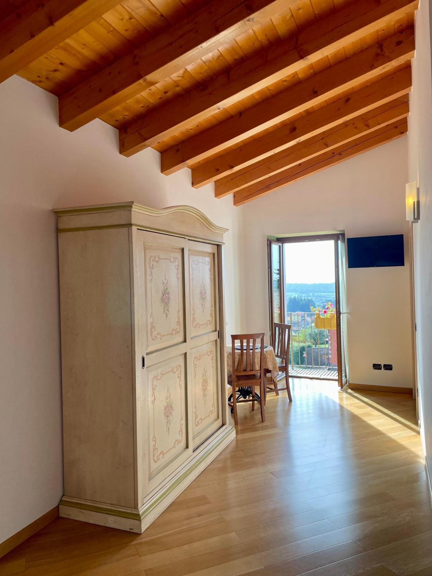 Relais Fontana Rosa B&B Wellness Caprino Veronese Buitenkant foto